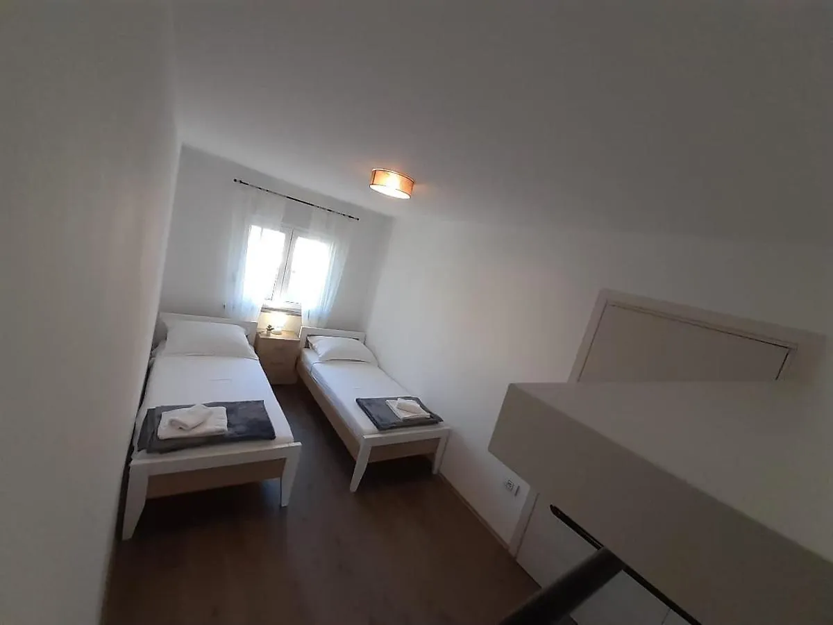 Holiday House Emjalemi بولا 0*,  كرواتيا